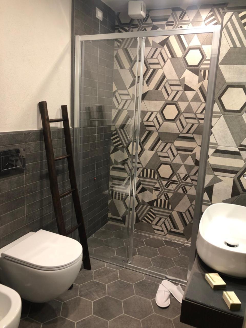 Locanda San Tomaso Affittacamere Pietra Ligure Exterior foto